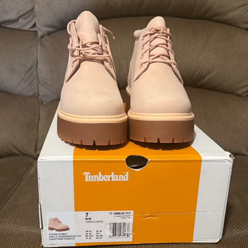Timberland Women's Light Pink Lace-Up Boots